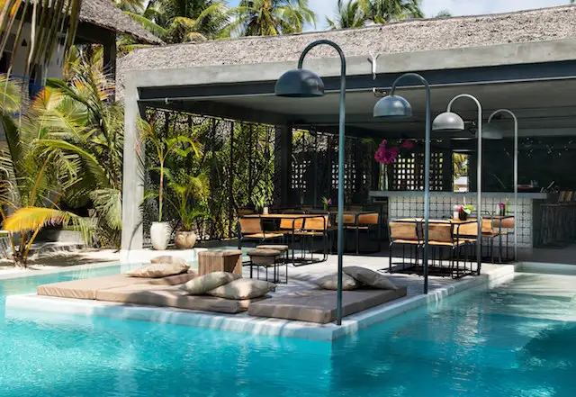 Casa Beach Hotel Zanzibar restaurant, bar, lounge area and pool
